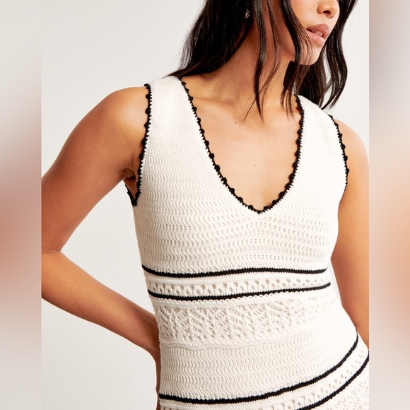 Abercrombie & fitch Crochet-Style V-Neck Mini Dress women size small - Picture 3 of 12